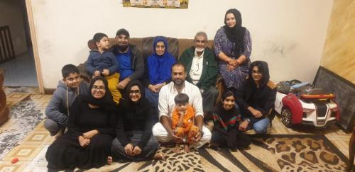 Elyas Suleman with family, Zehra Suleman, Fida Suleman, Salma Suleman and Imtiaz Suleman with family